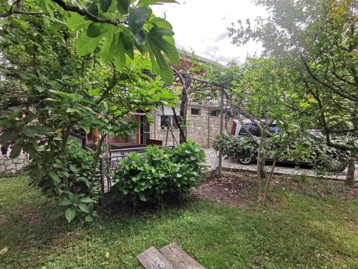 Bar-Apartman 2 ภายนอก รูปภาพ