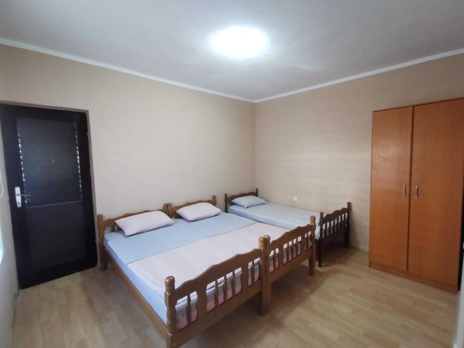 Bar-Apartman 2 ภายนอก รูปภาพ