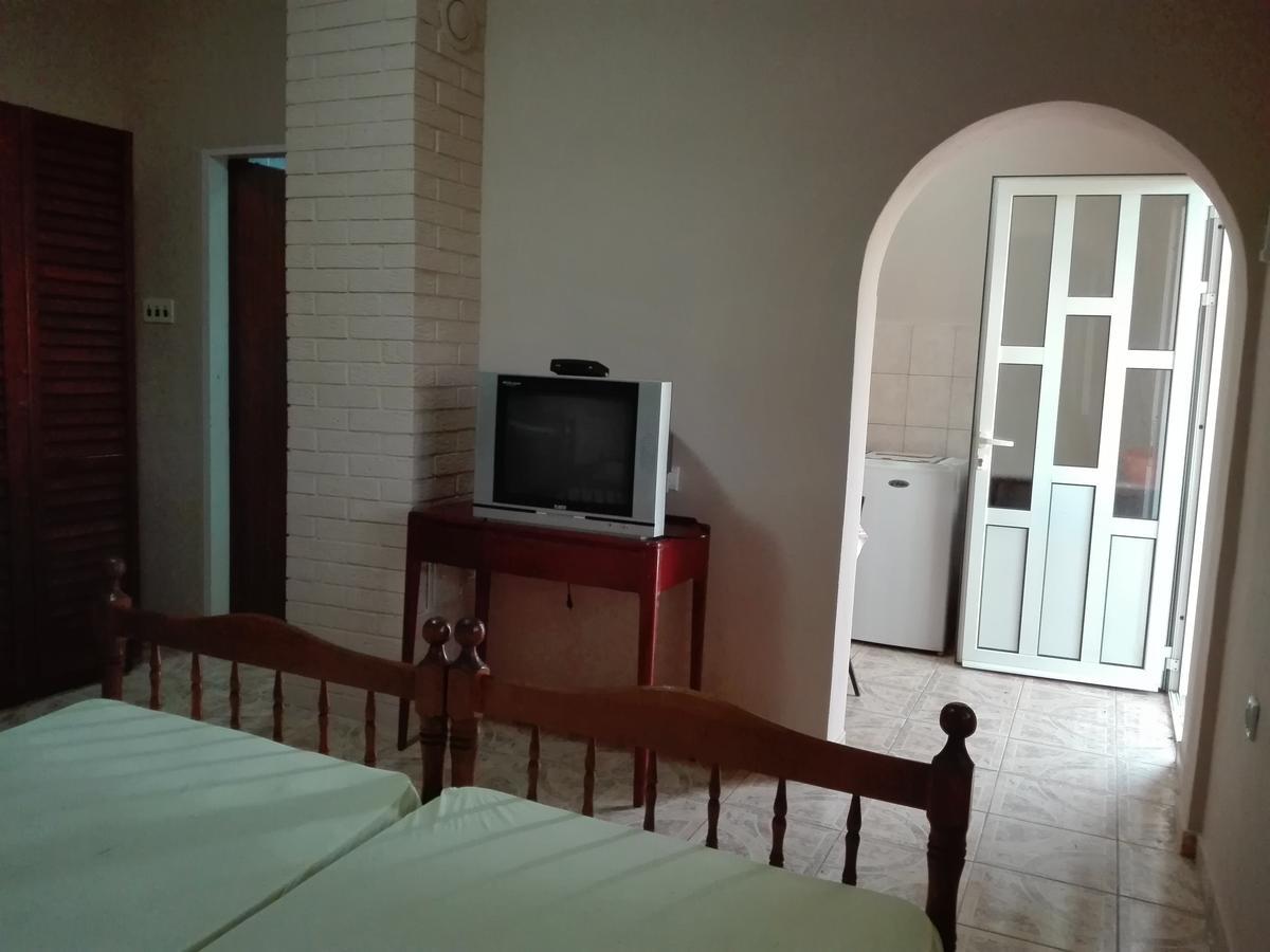 Bar-Apartman 2 ภายนอก รูปภาพ